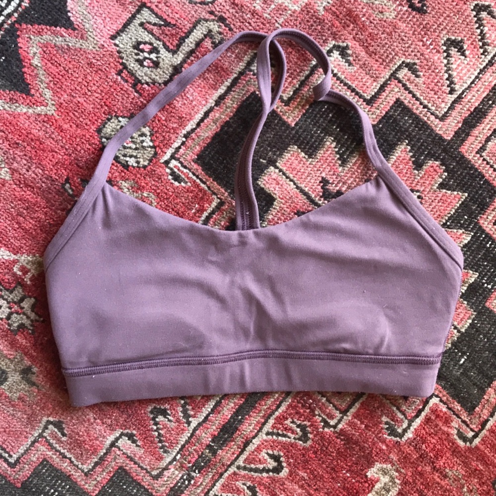 Lululemon sports bra size small